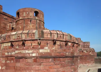 Agra Fort, walls