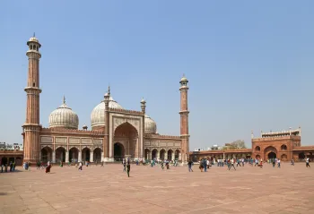 Jama Masjid of Delhi, courtyard and prayer hall with minarets