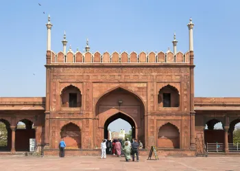 Jama Masjid of Delhi, northern gate