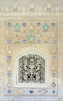 Amber Fort, Sukh Niwas (Hall of Pleasure), wall carvings and jali