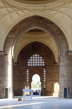 Gateway of India, interior space