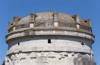 Mausoleum of Theodoric, monolithic cupola (southeast elevation)