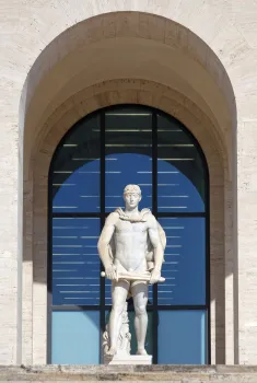 Palace of Italian Civilisation, allegorical statue “heroism”