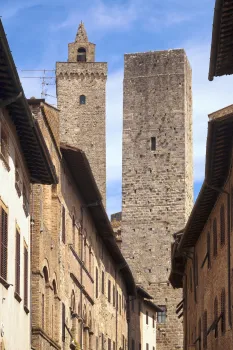 Tower of the Cugnanesi, with Torre Grossa
