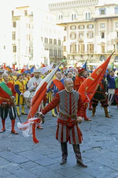 Draw of the Florentine historical football matches on Piazza della Signoria before the scoppio del carro