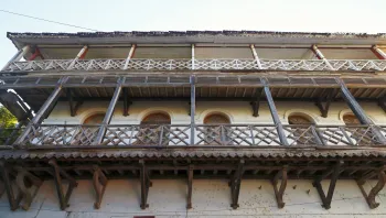 Anil's Arcade, balconies