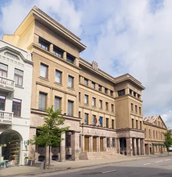Lithuanian Officers' Club, southeast elevation