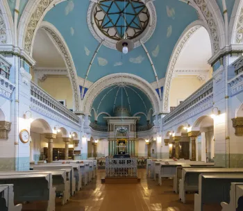 Choral Synagogue, interior