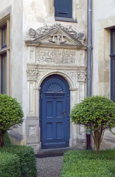 Grand Ducal Palace, old town hall, door