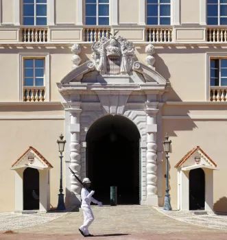 Prince's Palace of Monaco, main gate with guard
