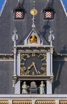 Rijksmuseum, tower clock with chime