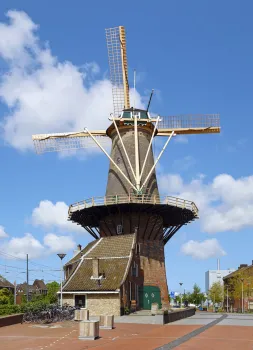 De Roos Windmill, southeast elevation