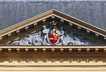 Mauritshuis, southern pediment
