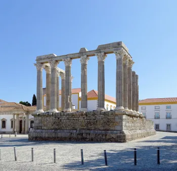 Roman Temple of Évora, northwest elevation
