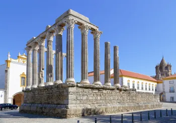 Roman Temple of Évora, west elevation