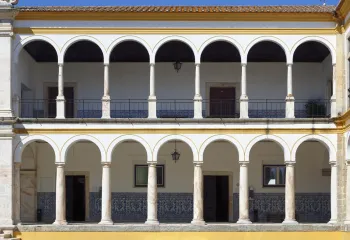 University of Évora, College of the Holy Spirit, Cloister of the General Studies, arcades