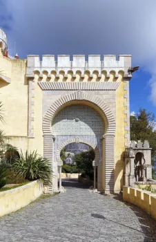 National Palace of Pena, triumphal arch