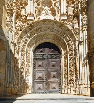 Convent of Christ, Manueline Church, south portal with archivolts