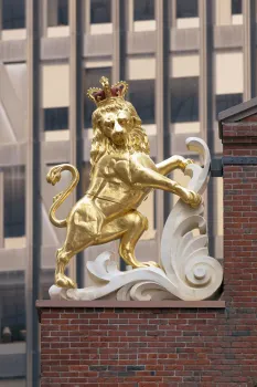 Old State House, lion sculpture