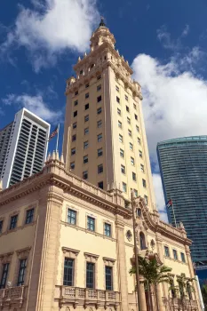 Freedom Tower, southwest elevation