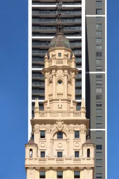 Freedom Tower, tower top (east elevation)