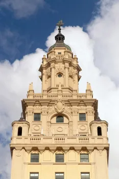 Freedom Tower, tower top (east elevation)