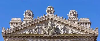 Legislative Palace, pediment